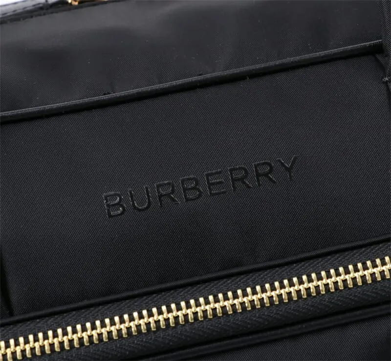 burberry aaa qualite sac a main  pour unisexe s_12666a51